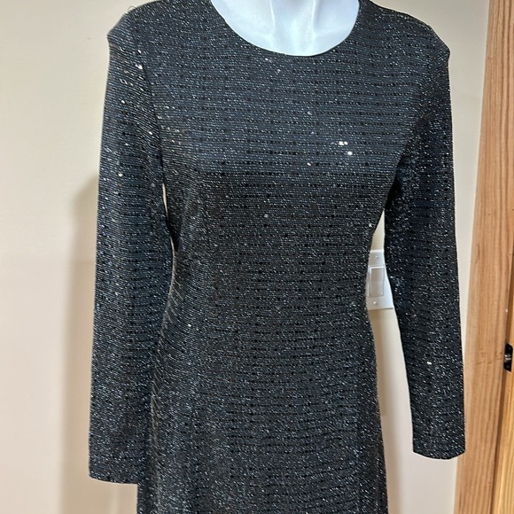 Love Free Los Angeles stretch shiny dress - Picture 3 of 10